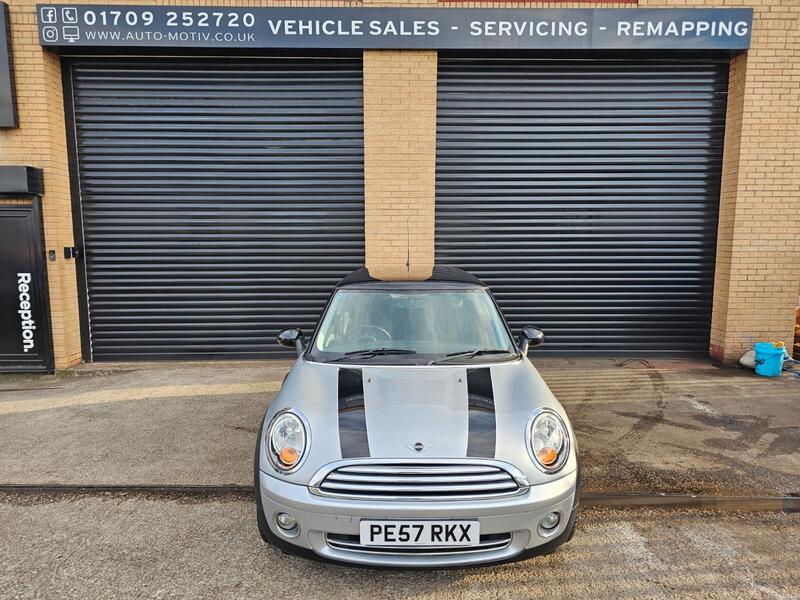 MINI HATCH