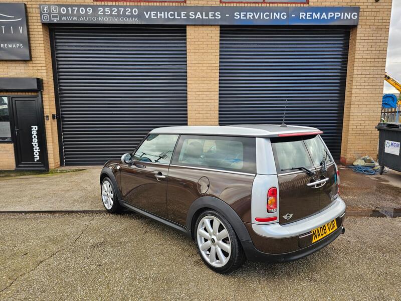 MINI CLUBMAN