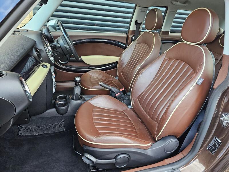 MINI CLUBMAN